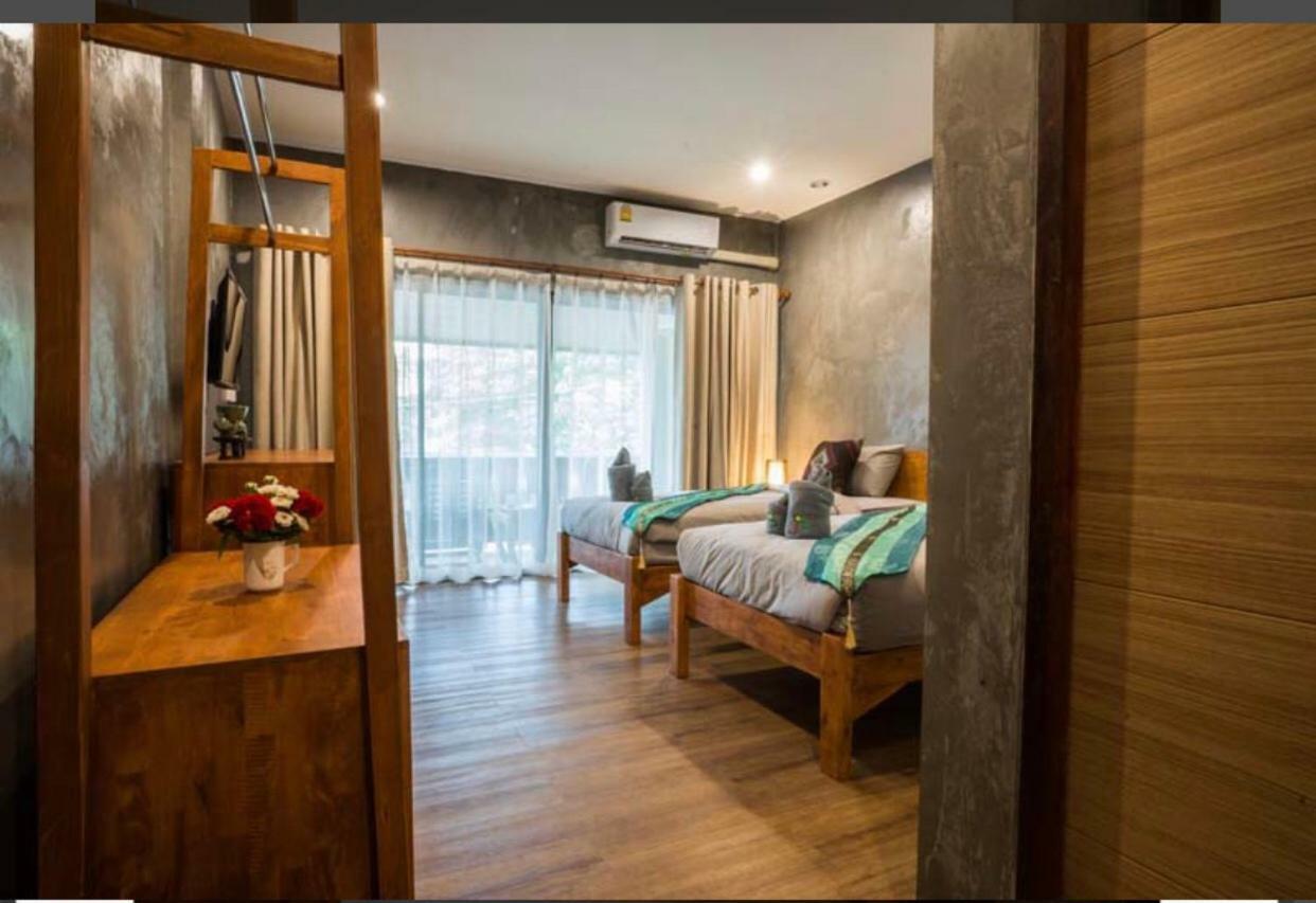 Sriananpura Hotel Chiang Mai Exterior photo