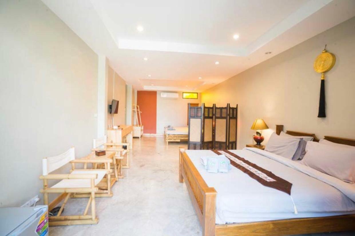Sriananpura Hotel Chiang Mai Exterior photo